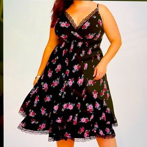 Torrid Floral Lace Challis MIDI Dress